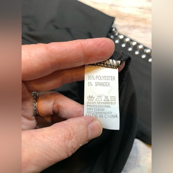 NWT Fancyqube Silver Studded Black Long Sleeve V Neck Dress - Picture 11 of 11